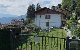 Casa Savina - Stupenda Vista Lago E Monti