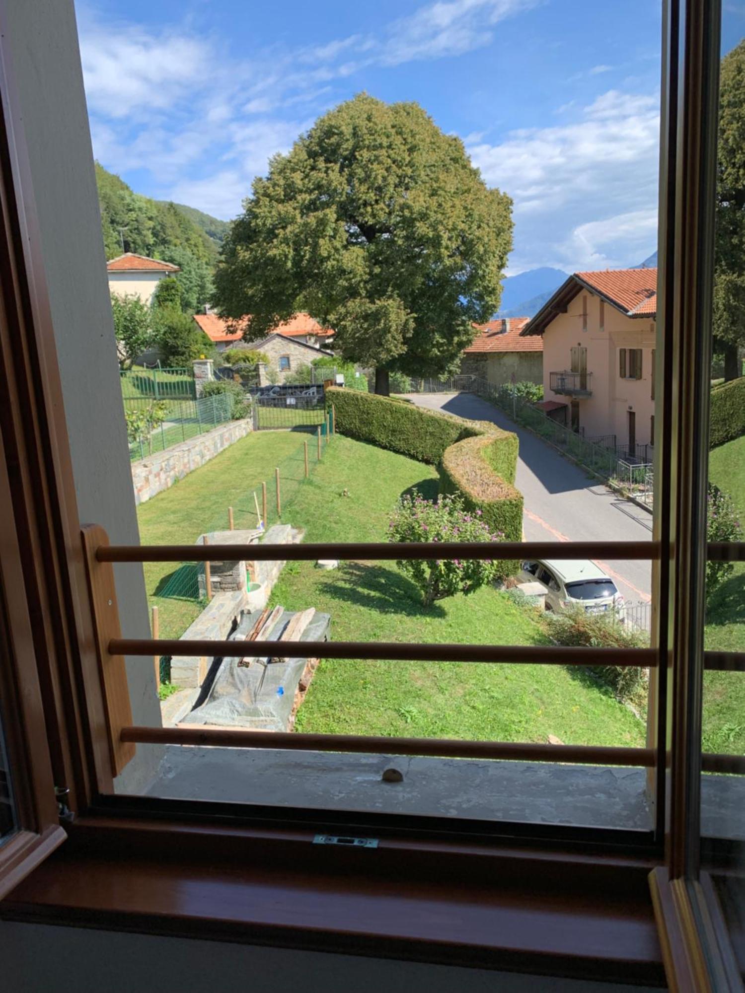 Casa Savina - Stupenda Vista Lago E Monti Plesio Extérieur photo